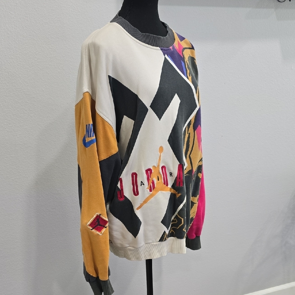 Vintage Nike Air Jordan VII 1992 All Over Print Sweatshirt L Jumpman 23 - Picture 7 of 17